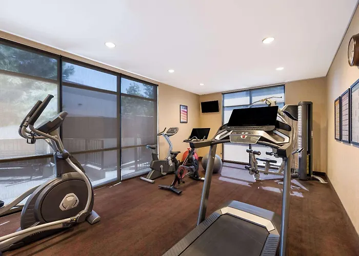 Comfort Inn & Suites Las Vegas - Nellis
